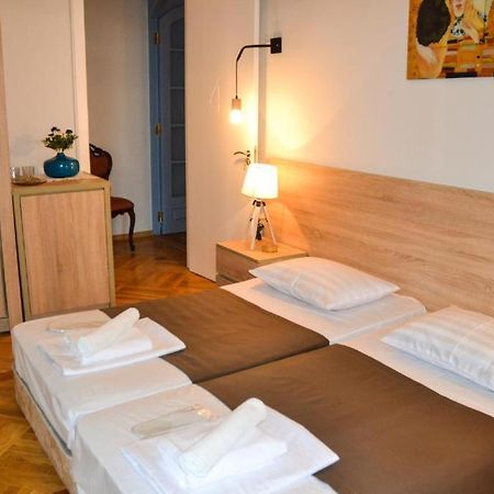 Piccolo Hotel Vake Tiflis Dış mekan fotoğraf